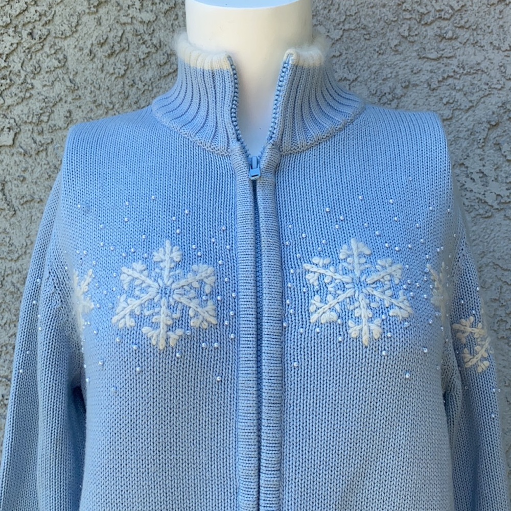 Quacker Factory Snowflake Embroidered Beaded Knit… - image 2